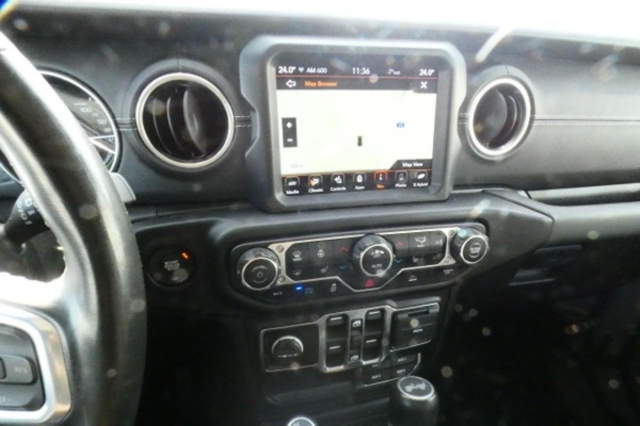 2021 Jeep Wrangler Unlimited Sahara Hybrid 4xe 4x4 w/Htd L,NAV, BUC - Photo #16