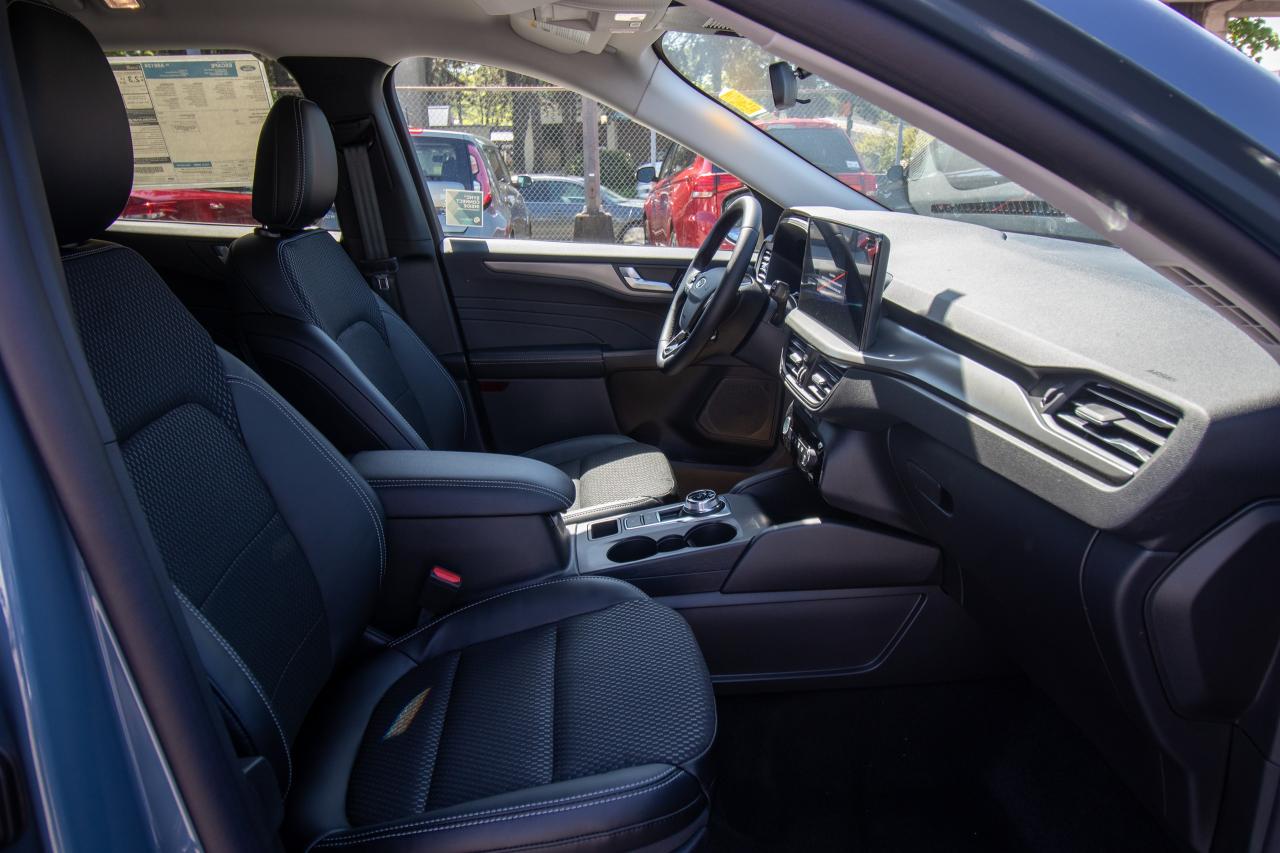 2025 Ford Escape PHEV FWD Photo5