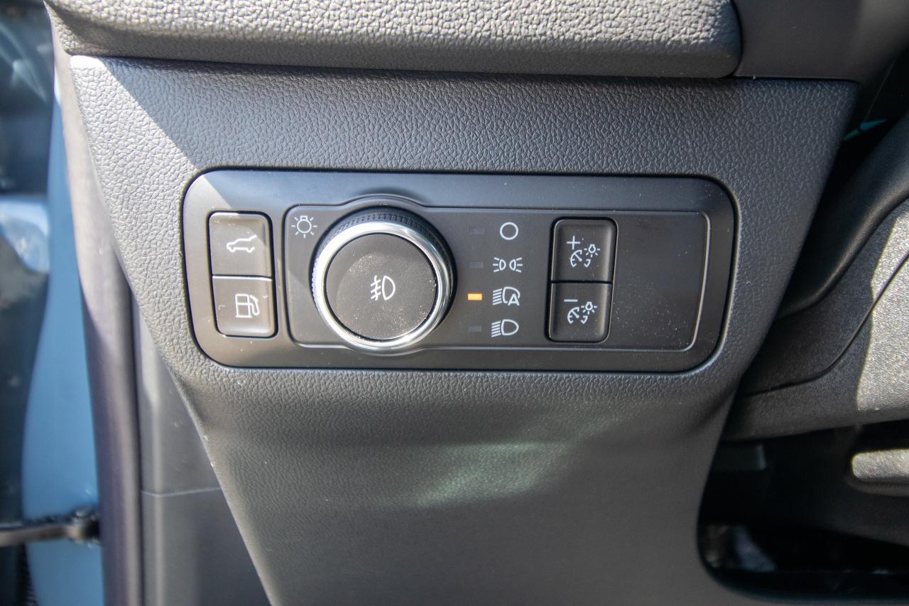 2025 Ford Escape PHEV FWD Photo5