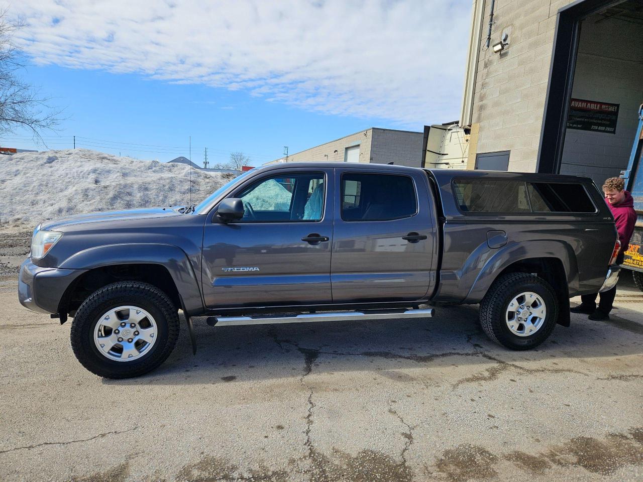 2015 Toyota Tacoma Double Cab   4x4 - Photo #3