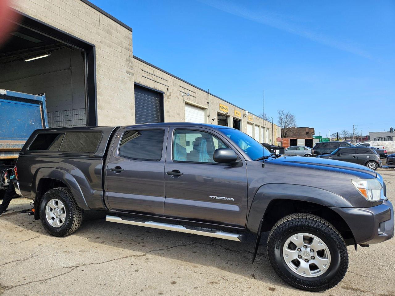 2015 Toyota Tacoma Double Cab   4x4 - Photo #4
