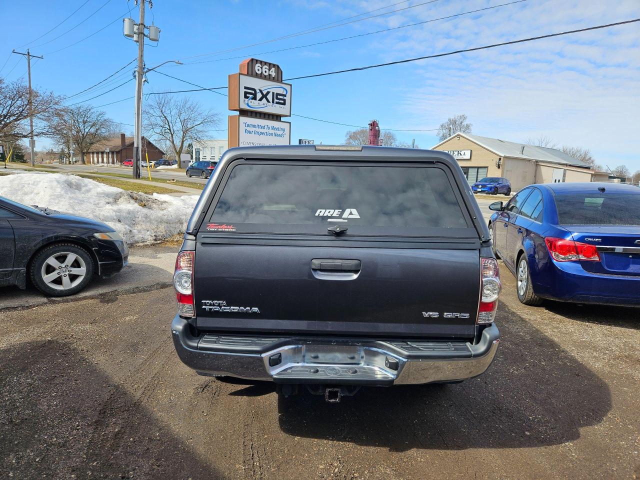 2015 Toyota Tacoma Double Cab   4x4 - Photo #7