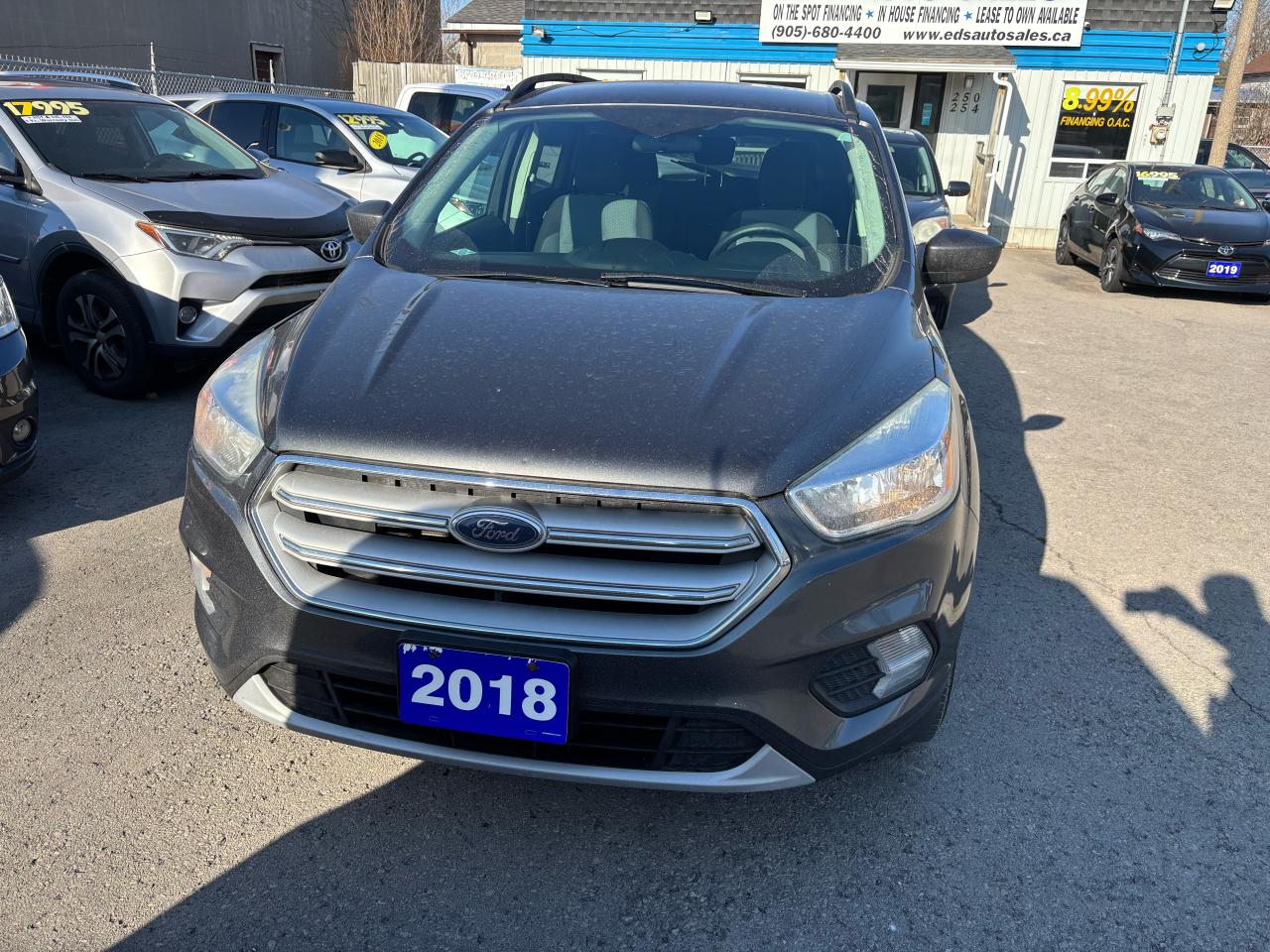 2018 Ford Escape SE, P. Seats, Back-Up-Camera, - Photo #2