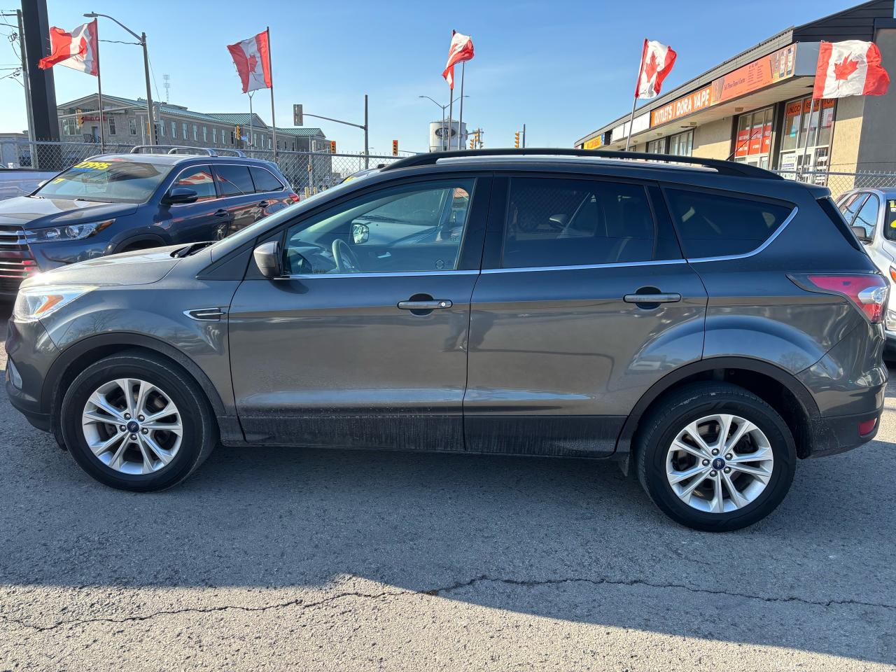 2018 Ford Escape SE, P. Seats, Back-Up-Camera, - Photo #4