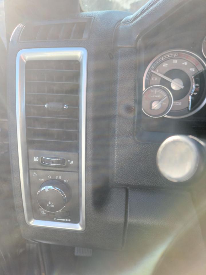 2017 RAM 2500 4WD Crew Cab 149" Limited - Photo #28