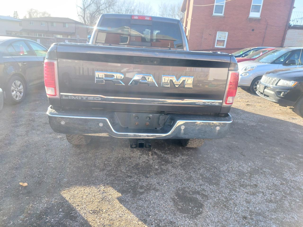 1743777511