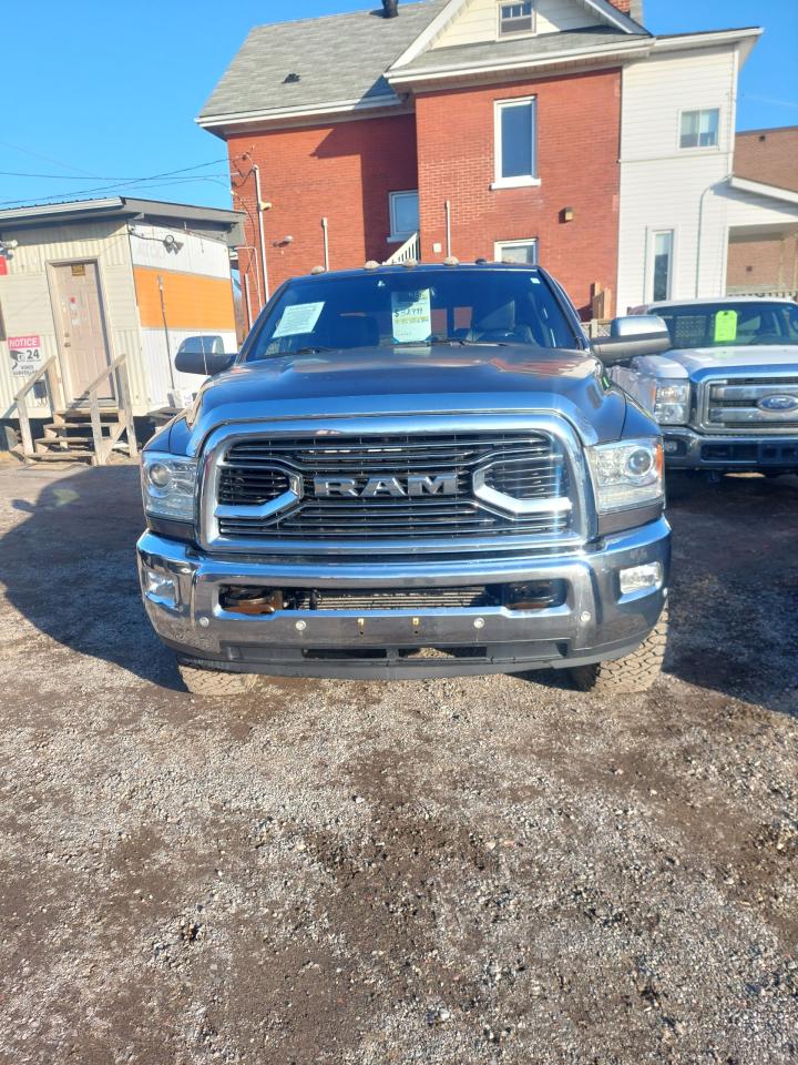 2017 RAM 2500 4WD Crew Cab 149" Limited - Photo #8