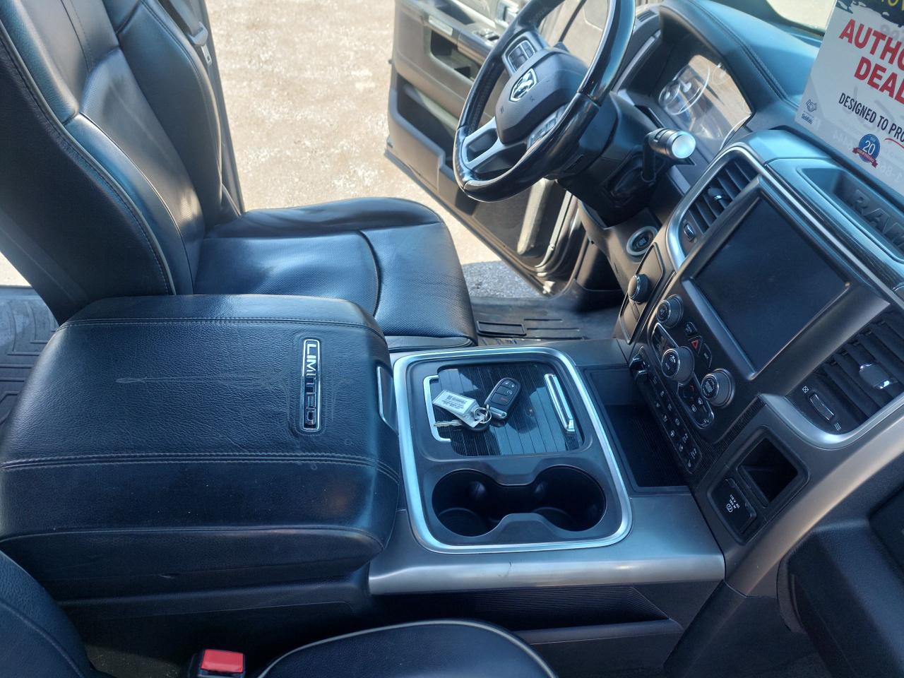 2017 RAM 2500 4WD Crew Cab 149" Limited - Photo #21