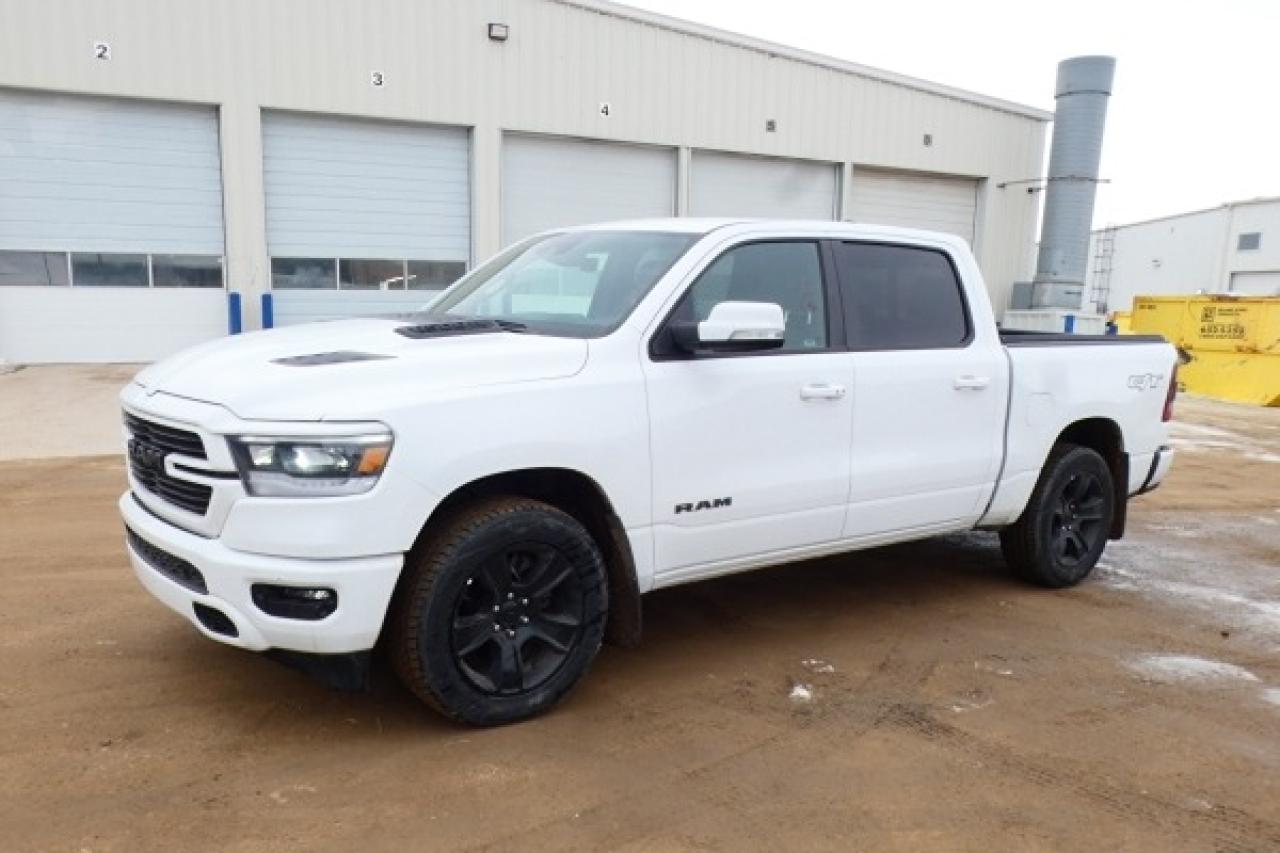 2022 Dodge Ram 1500 Sport e-torque Hybrid 4x4 Crew w/H&C L, NAV, BUC - Photo #2