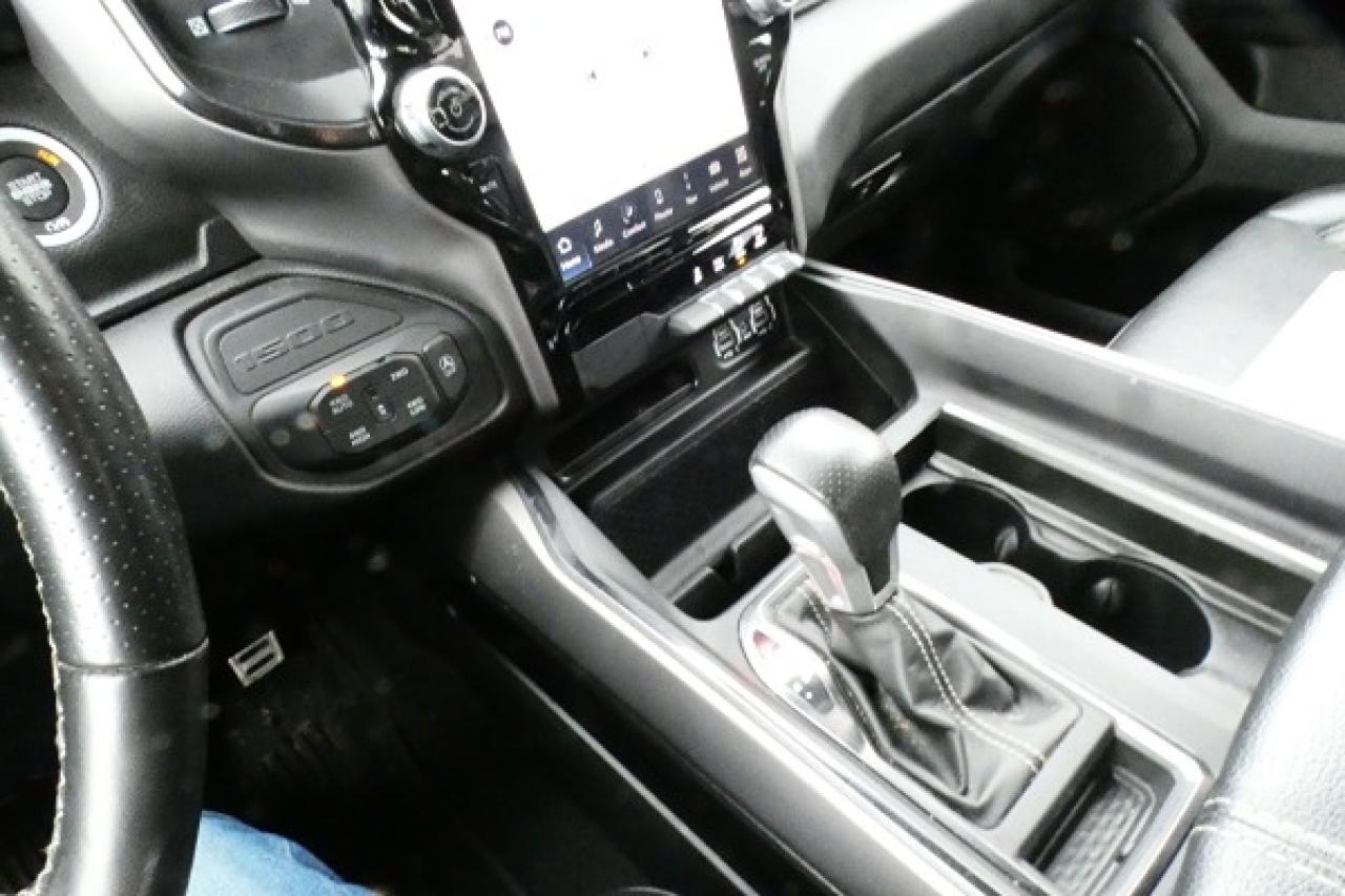 2022 Dodge Ram 1500 Sport e-torque Hybrid 4x4 Crew w/H&C L, NAV, BUC - Photo #16