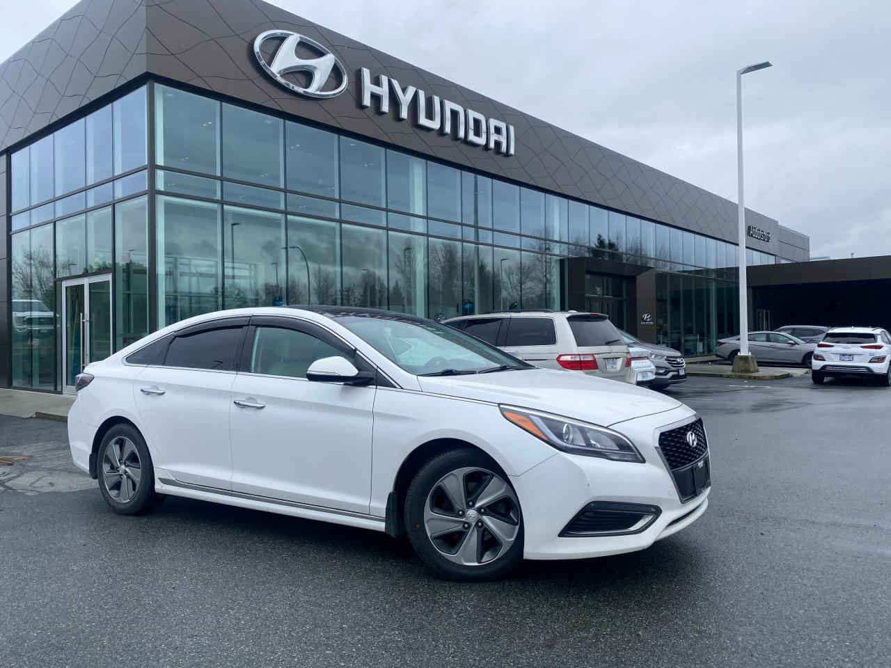 Used 2016 Hyundai Sonata Hybrid Limited DRIVER ATTENTION WARNING, REMOTE START, NAVIGATION for sale in Abbotsford, BC