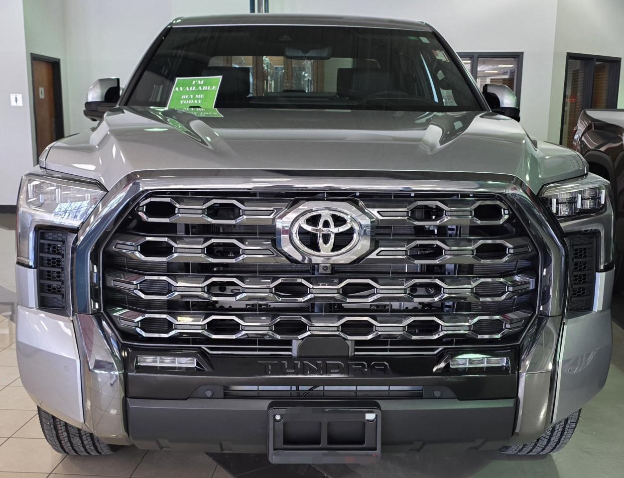 New 2025 Toyota Tundra 4WD CREW PLATINUM for sale in Mississauga, ON