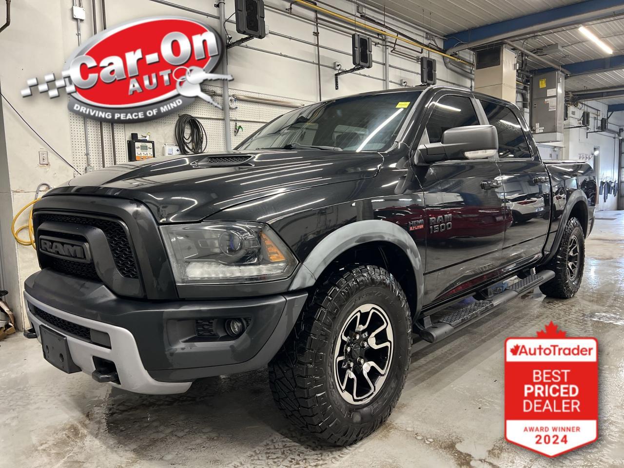 Used 2015 RAM 1500 REBEL 4x4 | CREW | 5.7L HEMI | SUNROOF | LEATHER for sale in Ottawa, ON