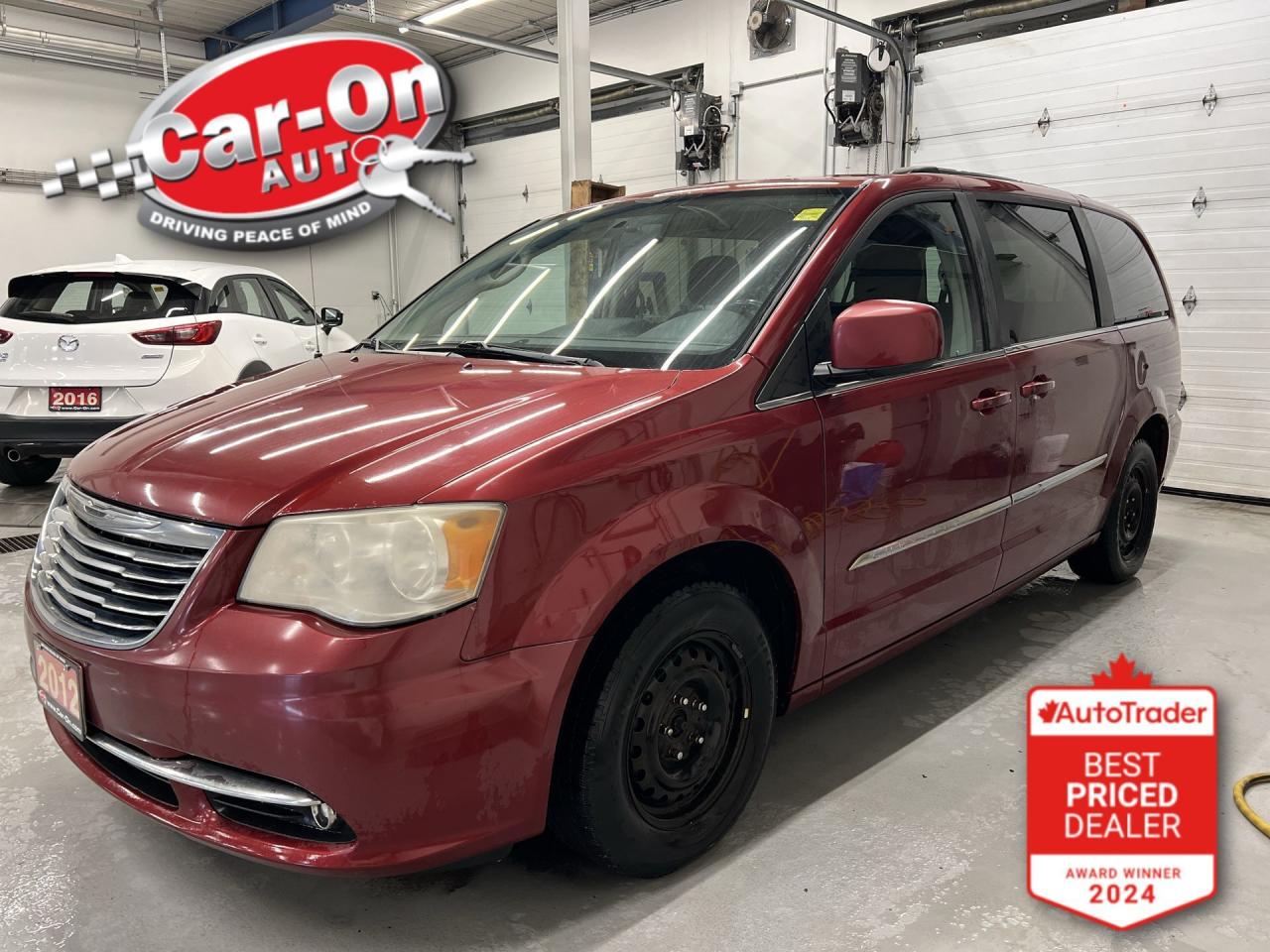 Used 2012 Chrysler Town & Country TOURING | 7-PASS | POWER DOORS | REAR CAM for sale in Ottawa, ON