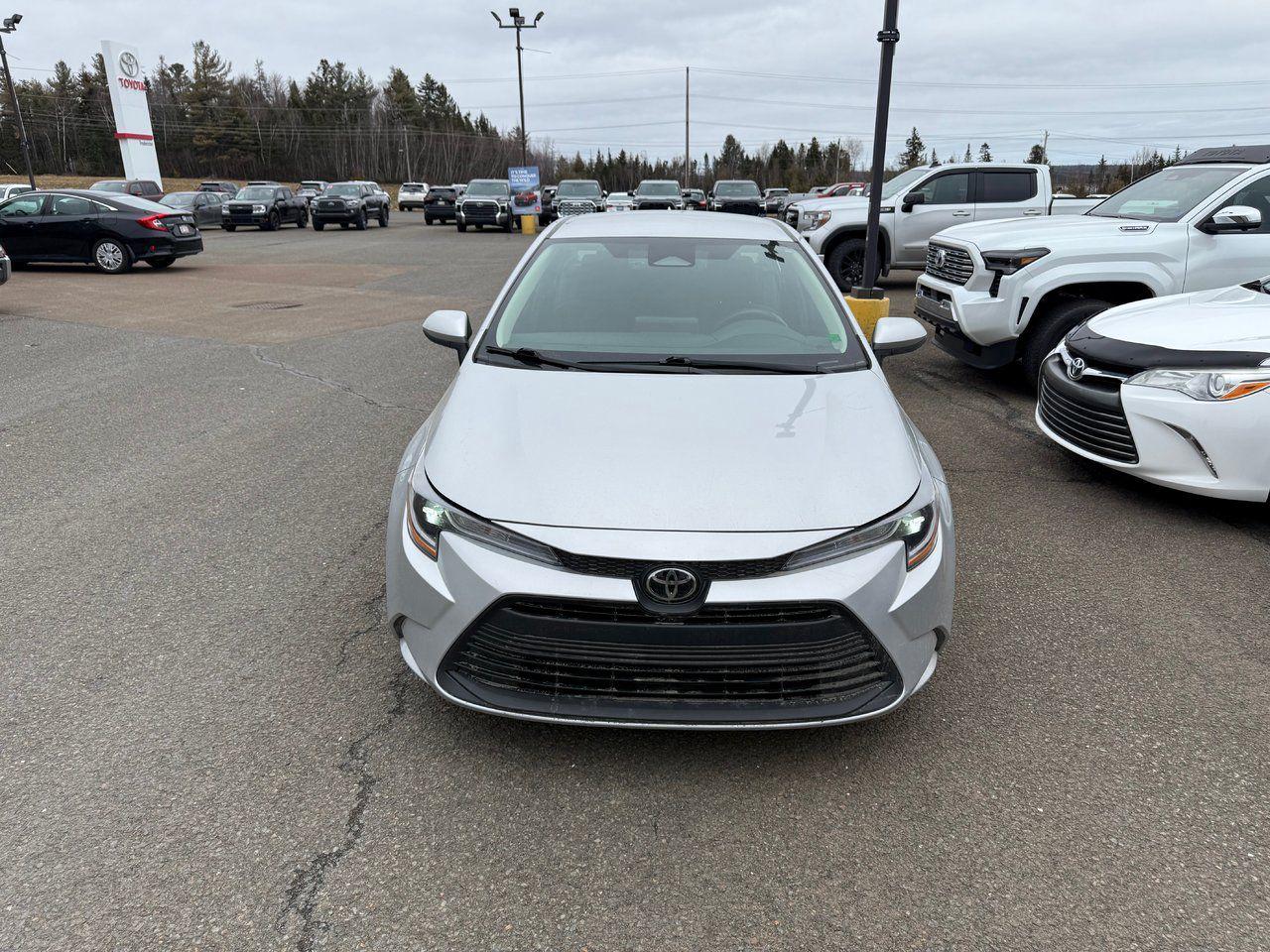 2023 Toyota Corolla LE CVT Photo1