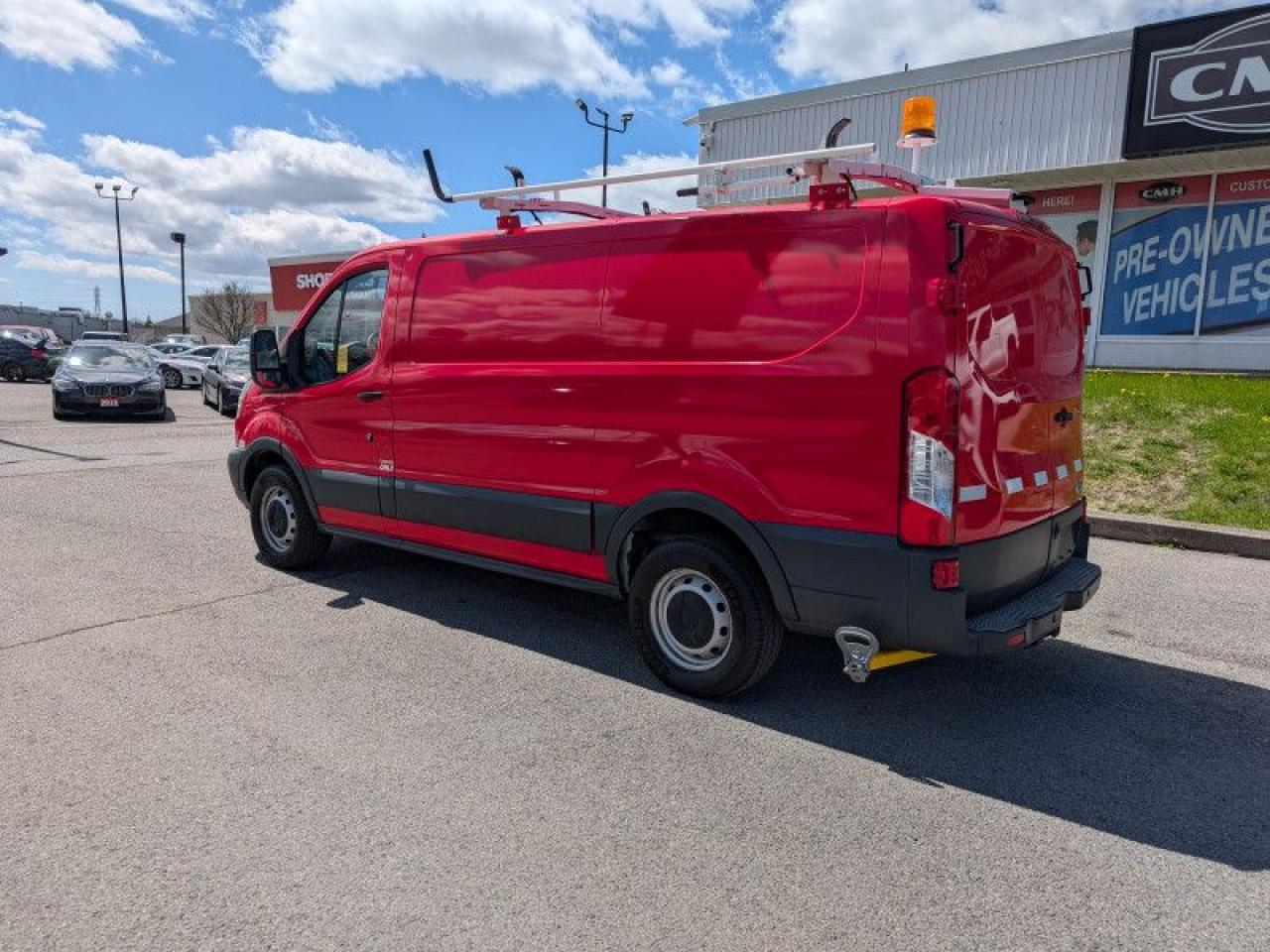 2018 Ford Transit VAN Low Roof  **TRAILER TOW PKG - SYNC** Photo2