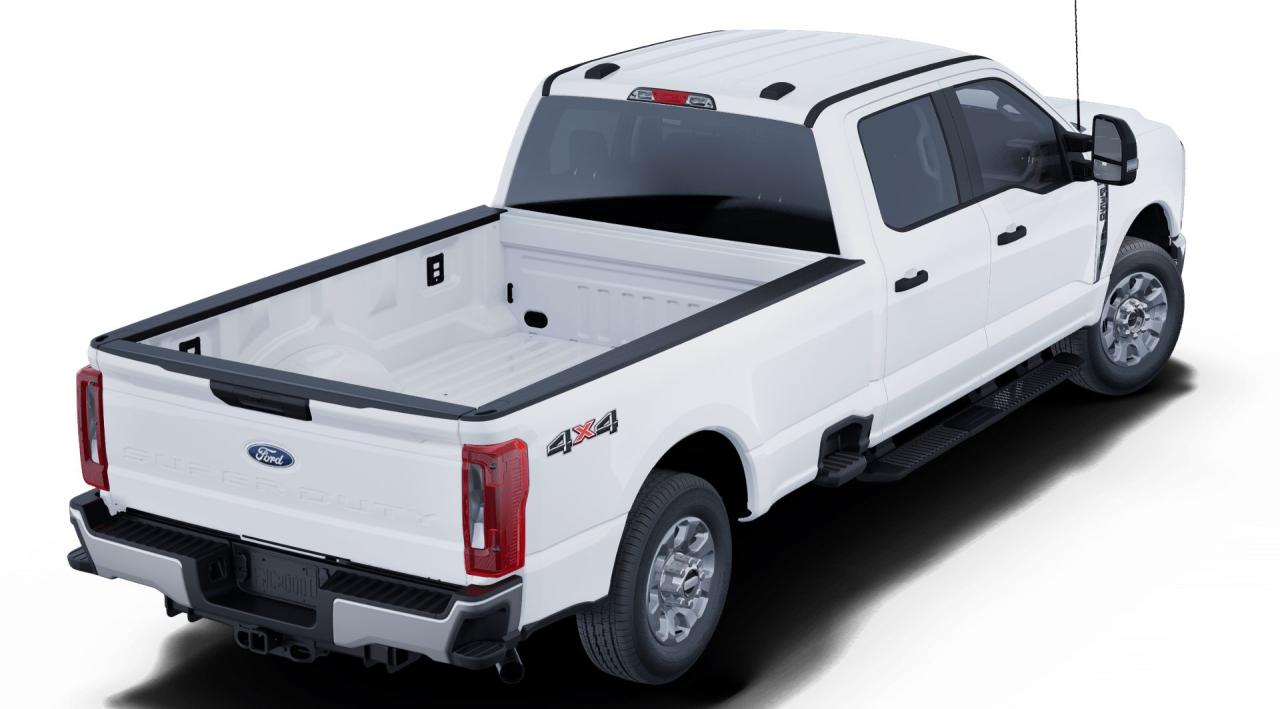 2025 Ford SUPERDUTY F-350® XLT Photo