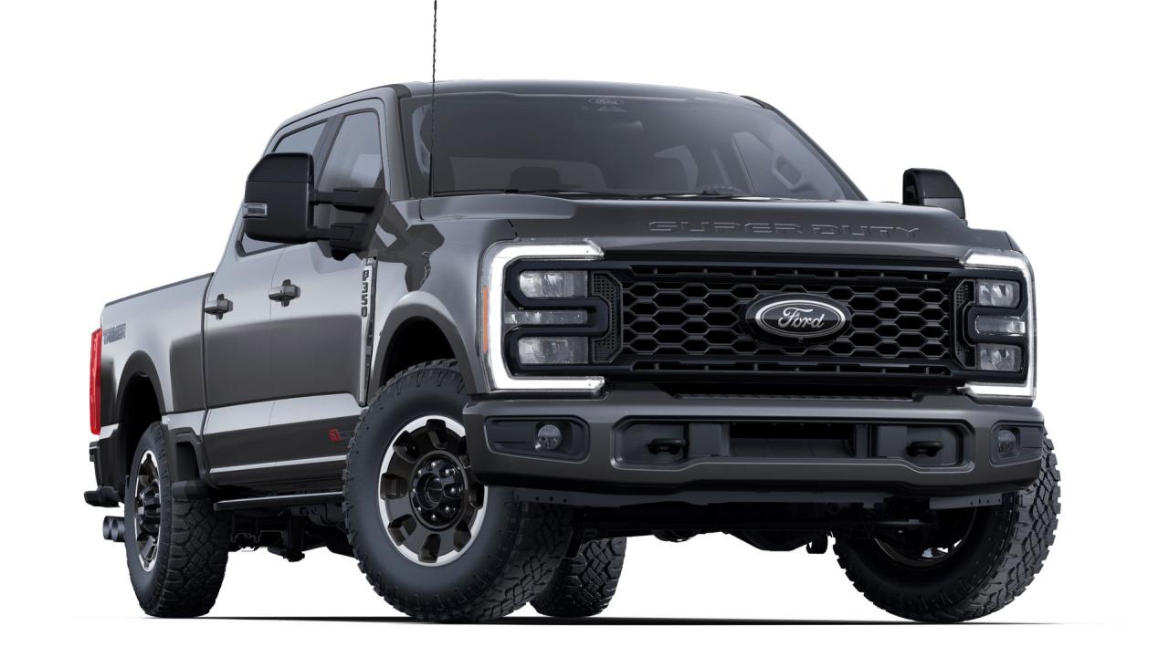 2025 Ford SUPERDUTY F-350® XLT Photo