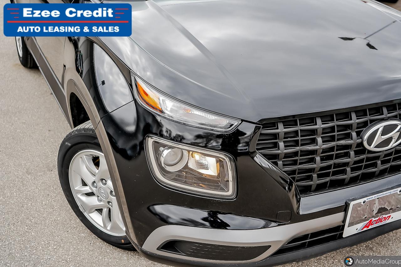 2023 Hyundai Venue PREFERRED Photo