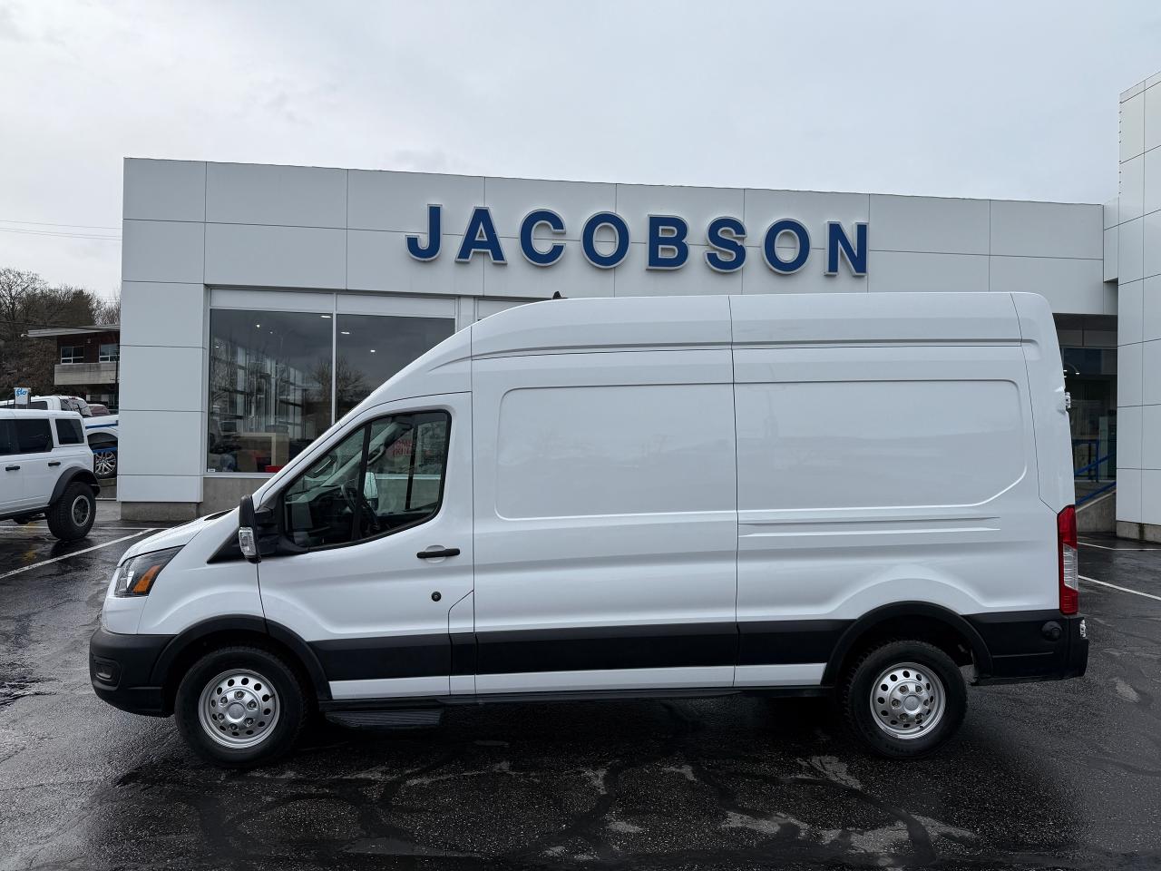 2022 Ford Transit Cargo Van BASE Photo5