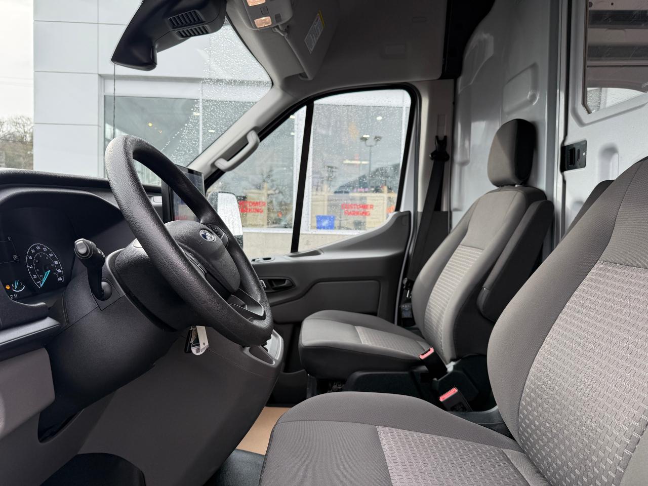 2022 Ford Transit Cargo Van BASE Photo5