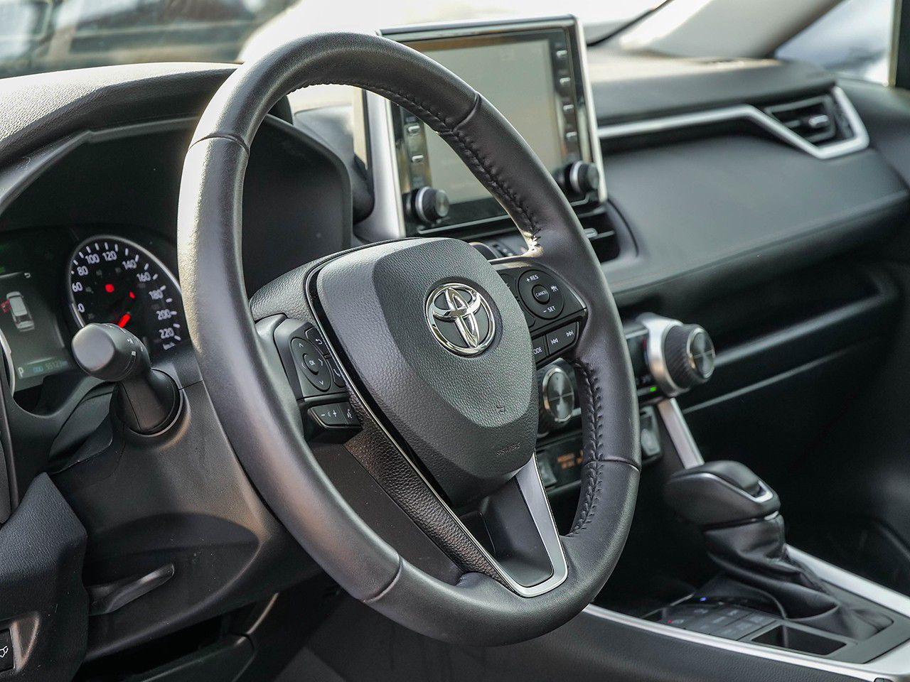 Used 2022 Toyota RAV4 XLE for sale in Welland, ON