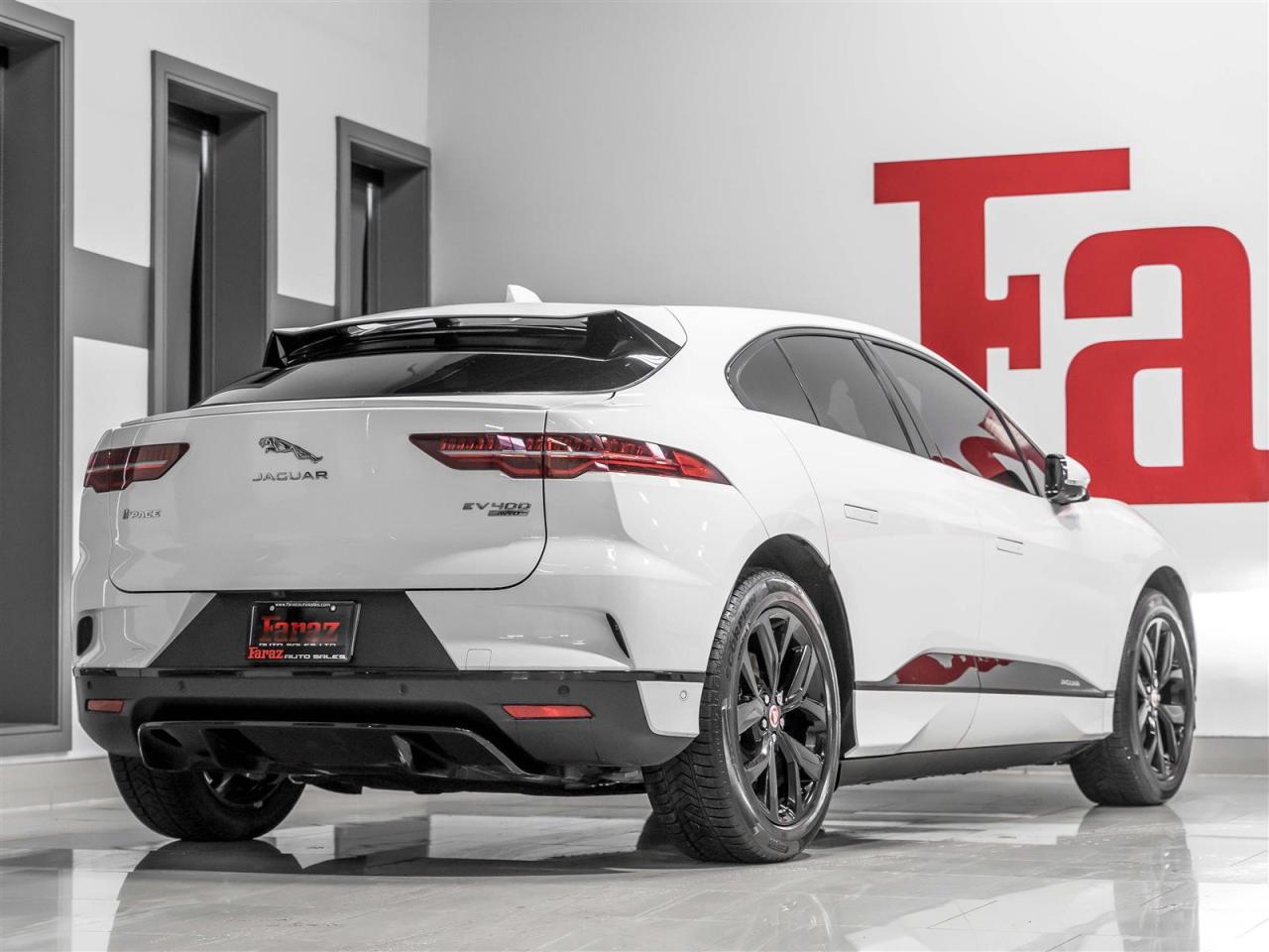 2020 Jaguar I-PACE $315 BI WEEKLY $0 DOWN |HSE|BLACK PACK|ADAPT CRUISE|PARK ASSIST|360CAM|MERIDIAN Photo