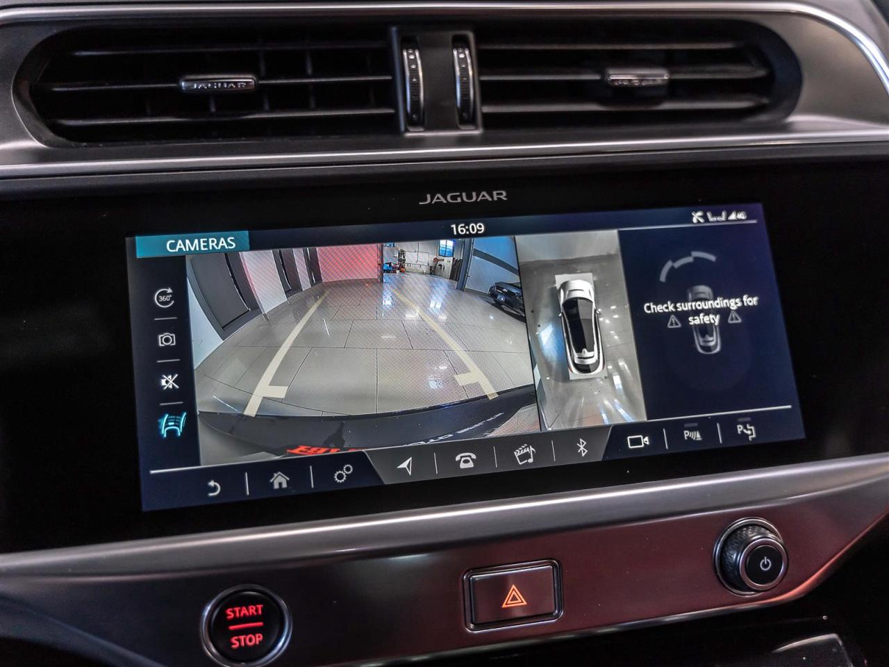 2020 Jaguar I-PACE $315 BI WEEKLY $0 DOWN |HSE|BLACK PACK|ADAPT CRUISE|PARK ASSIST|360CAM|MERIDIAN Photo