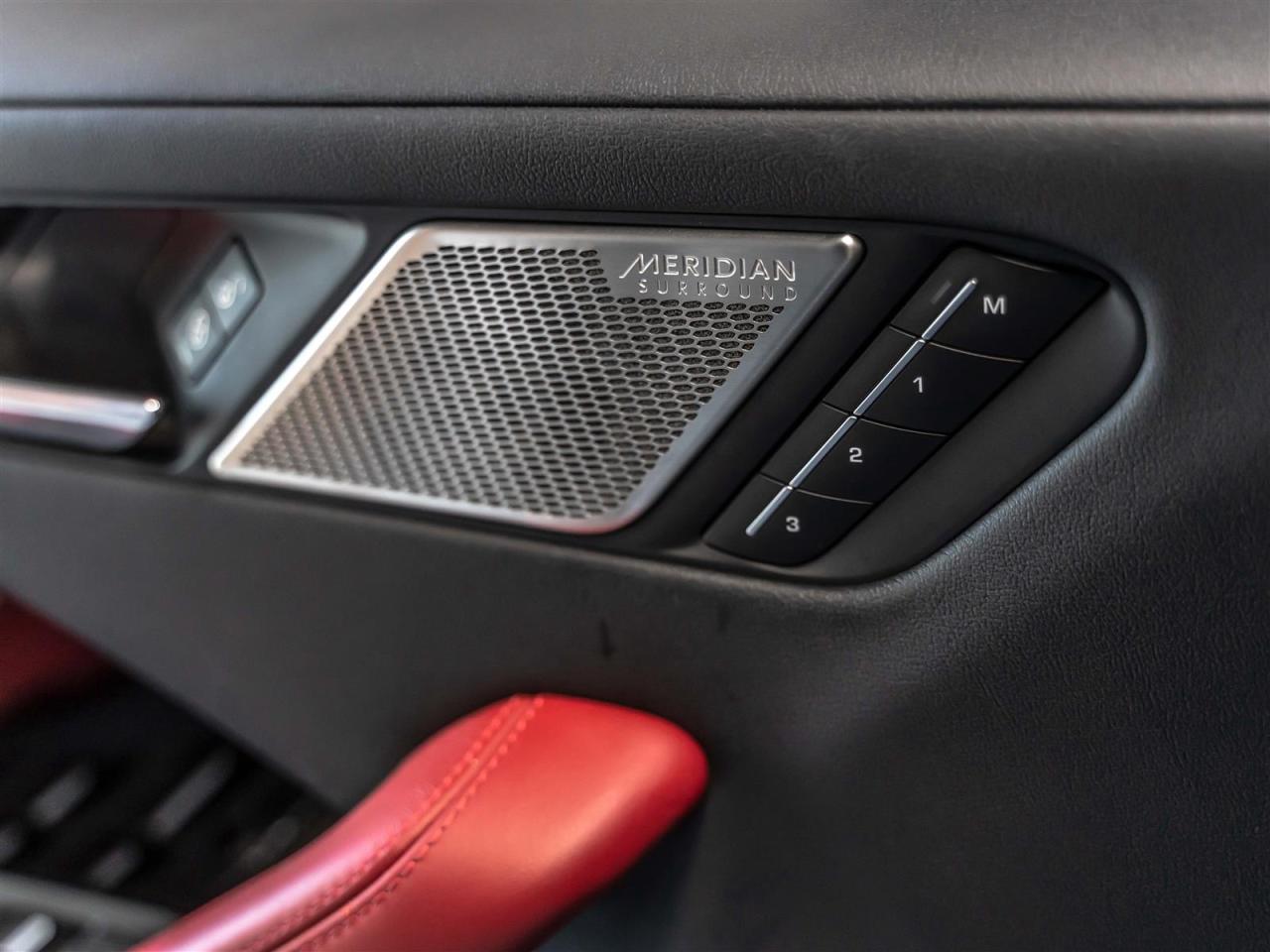 2020 Jaguar I-PACE $315 BI WEEKLY $0 DOWN |HSE|BLACK PACK|ADAPT CRUISE|PARK ASSIST|360CAM|MERIDIAN Photo