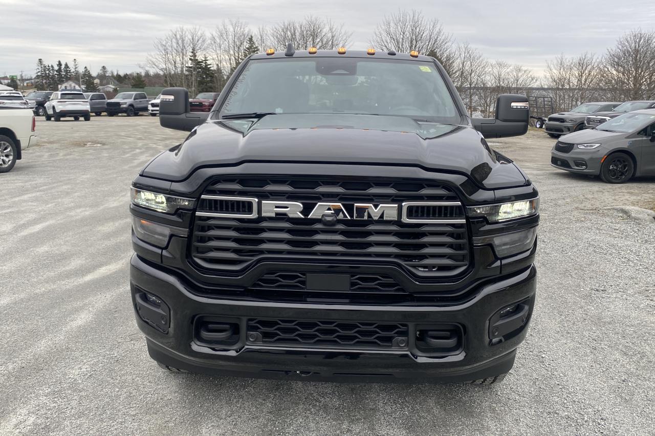 2025 RAM 2500 Big Horn 4x4 Crew Cab 6'4" Box Photo2