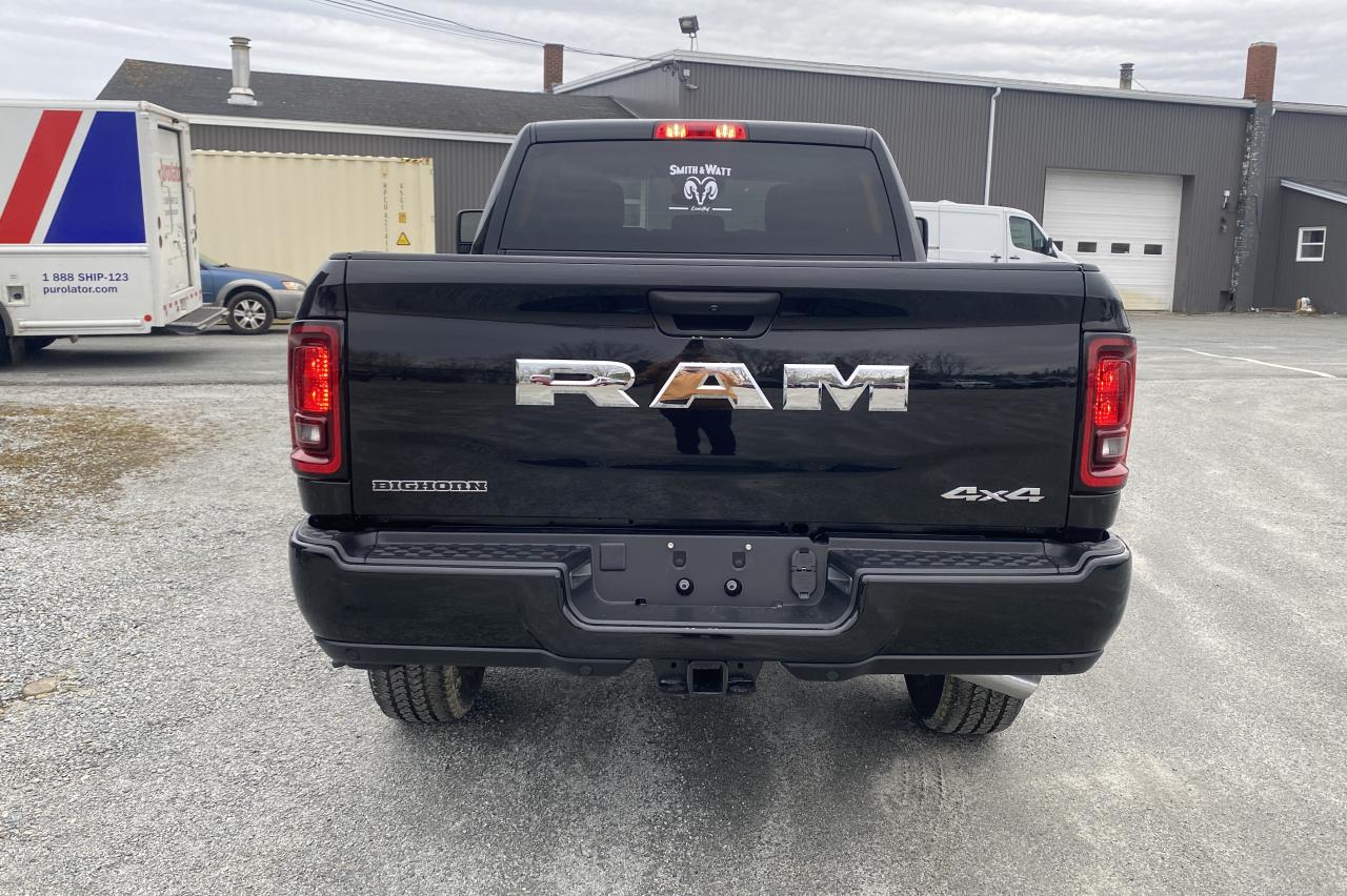 2025 RAM 2500 Big Horn 4x4 Crew Cab 6'4" Box Photo6