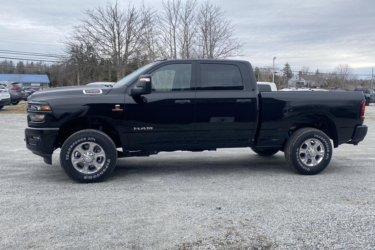 2025 RAM 2500 Big Horn 4x4 Crew Cab 6'4" Box Photo8