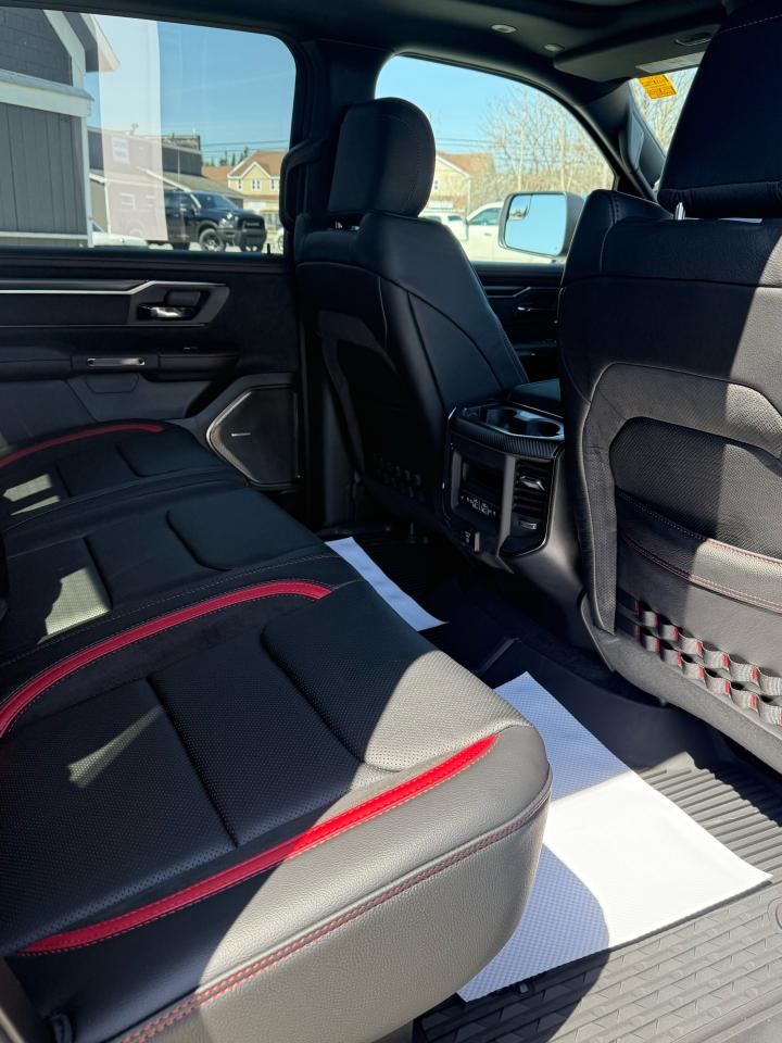 2025 RAM 1500 RHO 4X4 CREW CAB 5'7" BOX Photo58