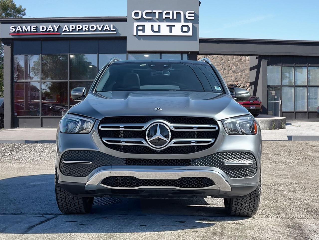 2022 Mercedes-Benz GLE-Class GLE 450 4MATIC Hybrid - Photo #2