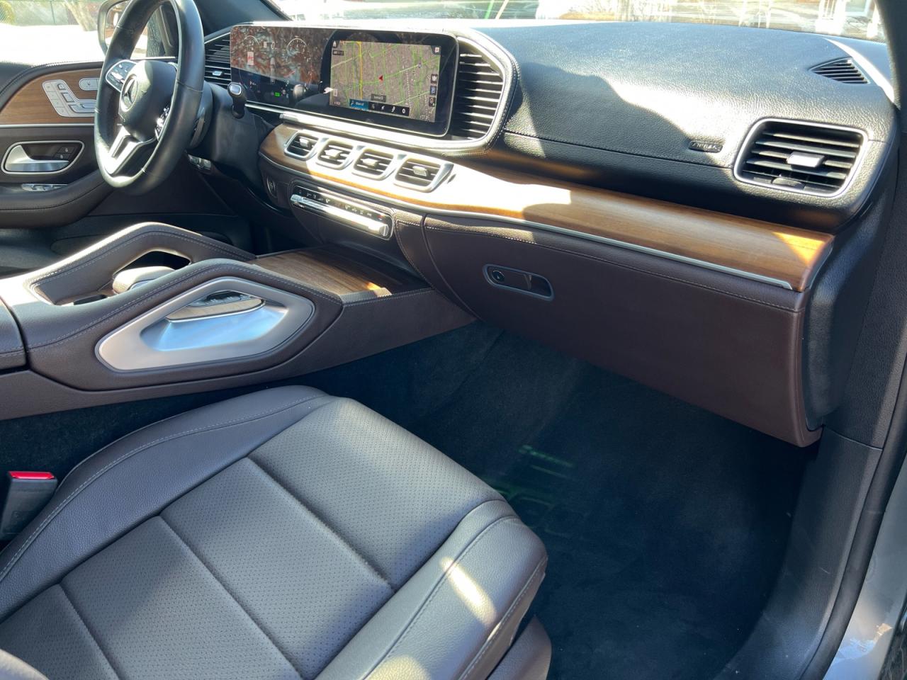 2022 Mercedes-Benz GLE-Class GLE 450 4MATIC SUV - Photo #10