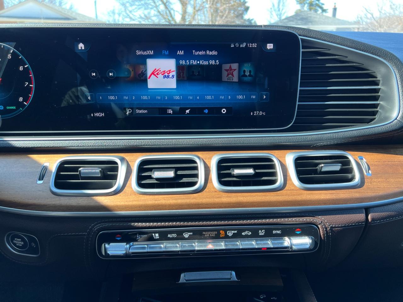 2022 Mercedes-Benz GLE-Class GLE 450 4MATIC SUV - Photo #33