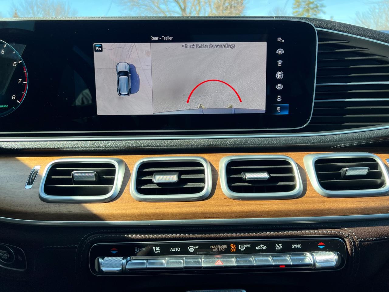 2022 Mercedes-Benz GLE-Class GLE 450 4MATIC SUV - Photo #38