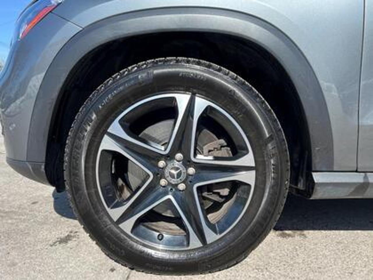 2022 Mercedes-Benz GLE GLE 450 4MATIC SUV - Grey exterior view 9