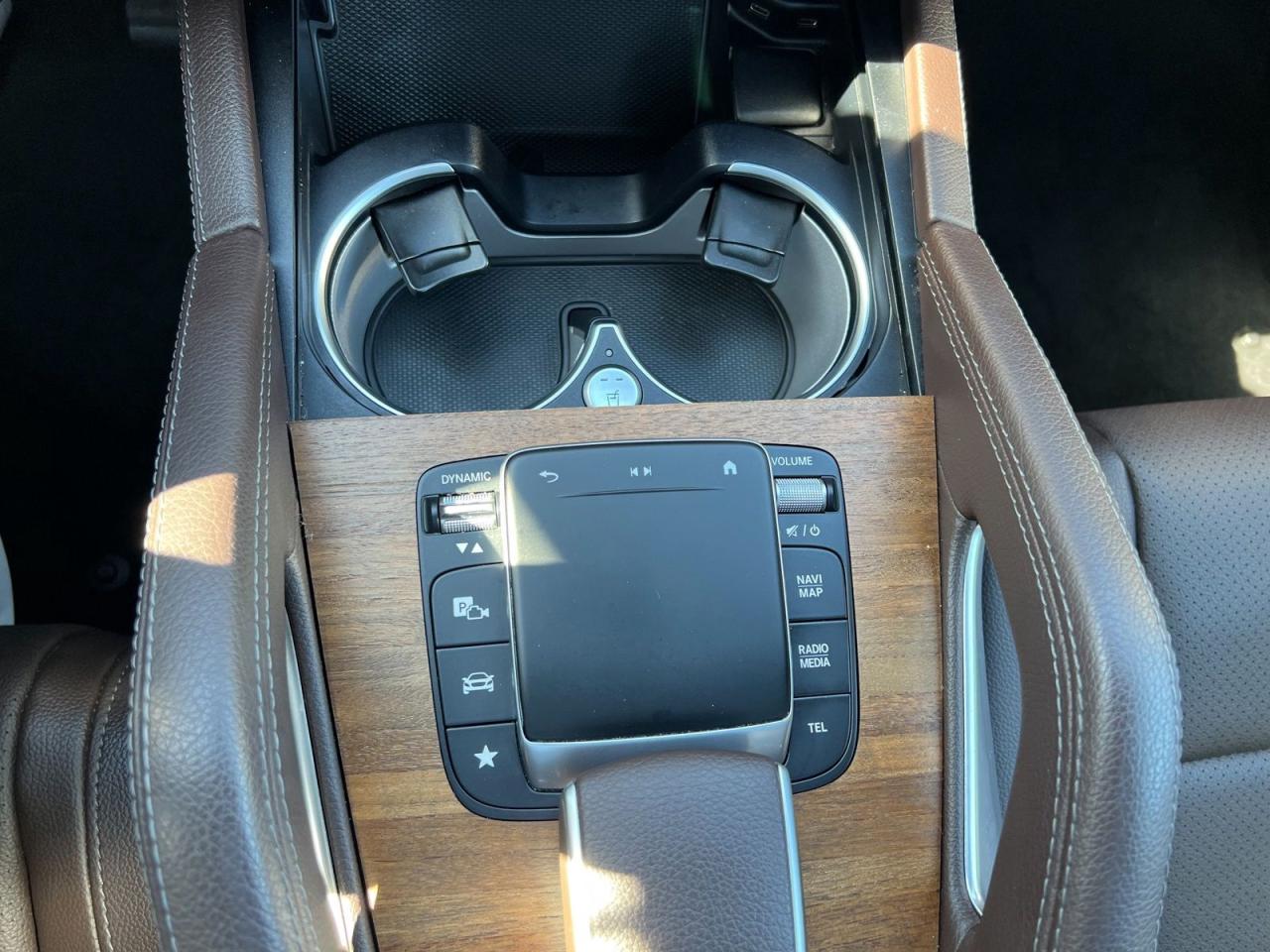 2022 Mercedes-Benz GLE-Class GLE 450 4MATIC SUV - Photo #29