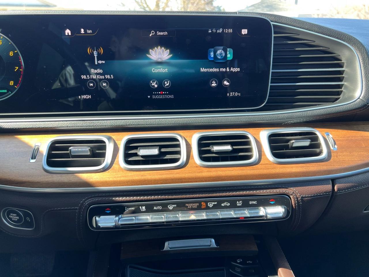 2022 Mercedes-Benz GLE-Class GLE 450 4MATIC SUV - Photo #43