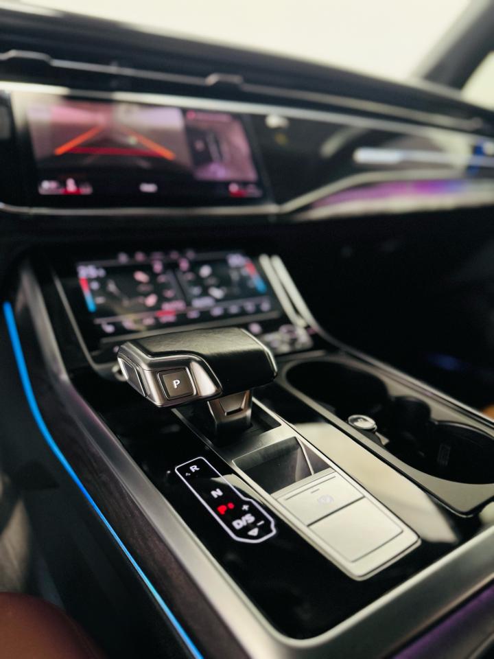 2021 Audi Q7 Technik | SLINE - Photo #11