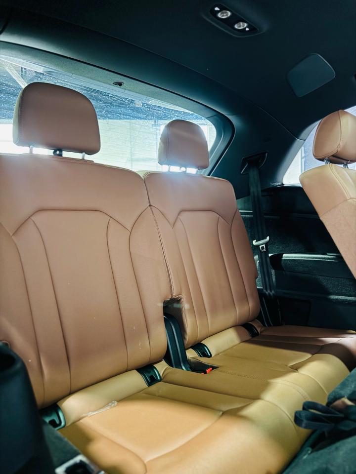 2021 Audi Q7 Technik | SLINE - Photo #21