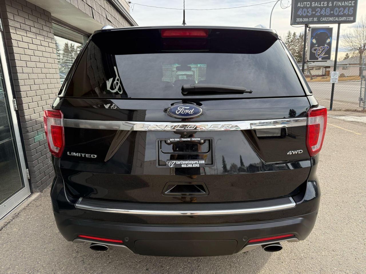 2018 Ford Explorer Limited 4WD - Photo #4
