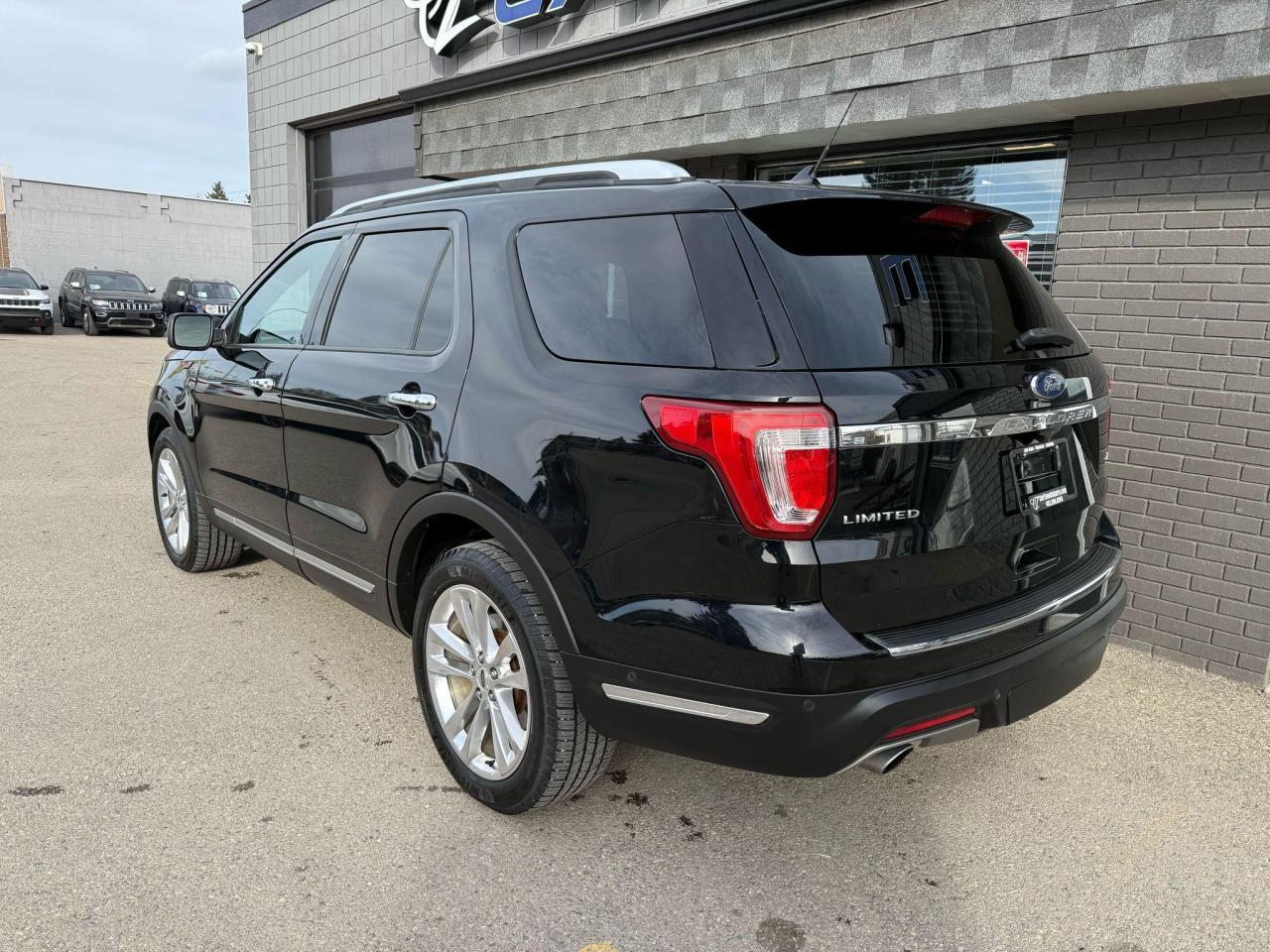 2018 Ford Explorer Limited 4WD - Photo #8