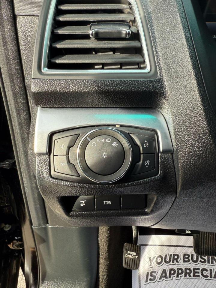 2018 Ford Explorer Limited 4WD - Photo #19