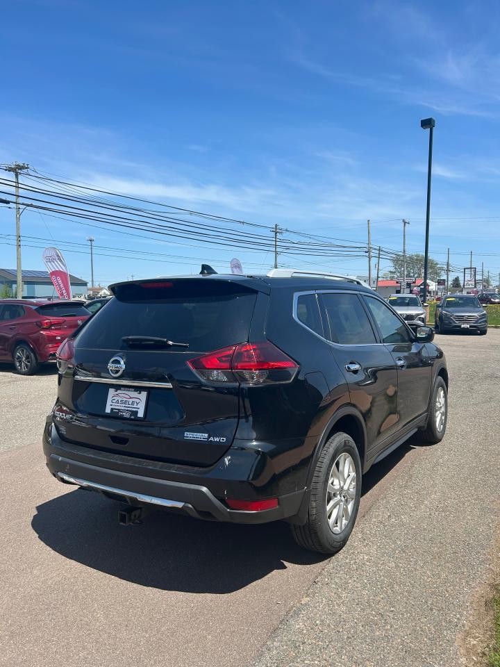 2020 Nissan Rogue SPORT - Photo #4