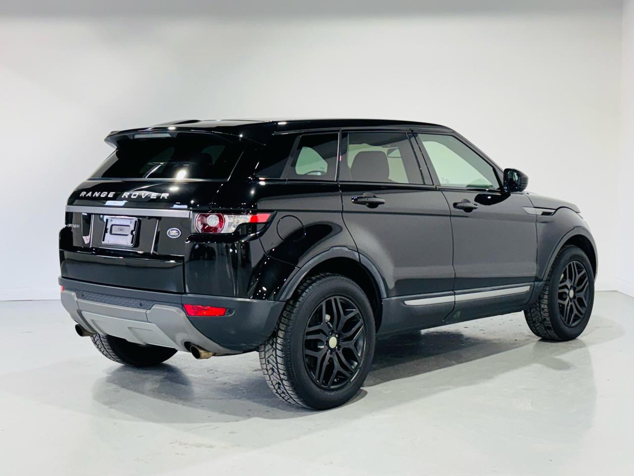 2015 Land Rover Range Rover Evoque Pure Premium - Photo #5