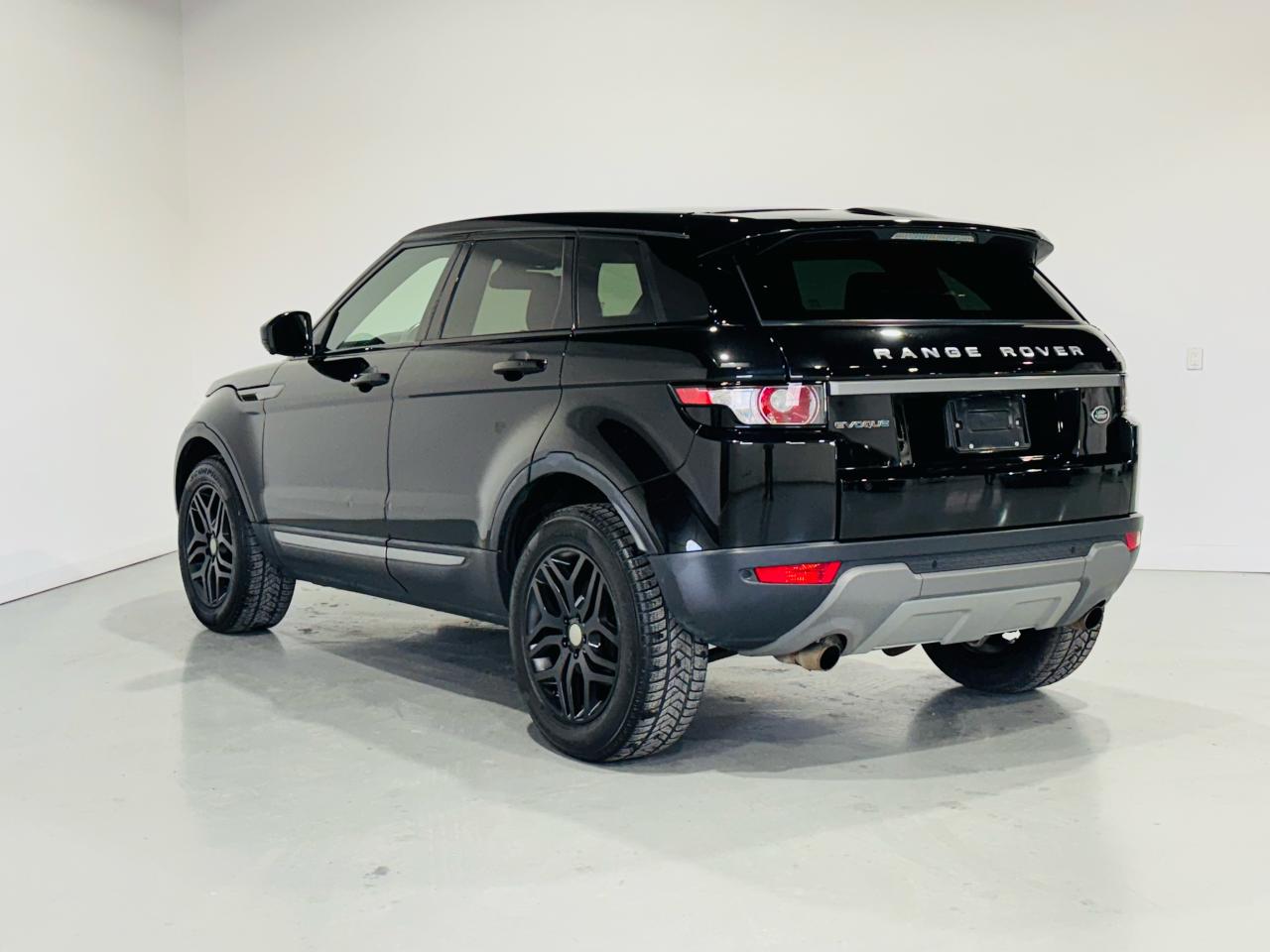 2015 Land Rover Range Rover Evoque Pure Premium - Photo #7