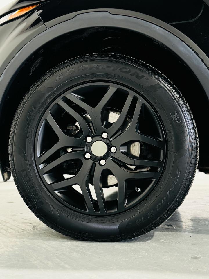 2015 Land Rover Range Rover Evoque Pure Premium - Photo #9
