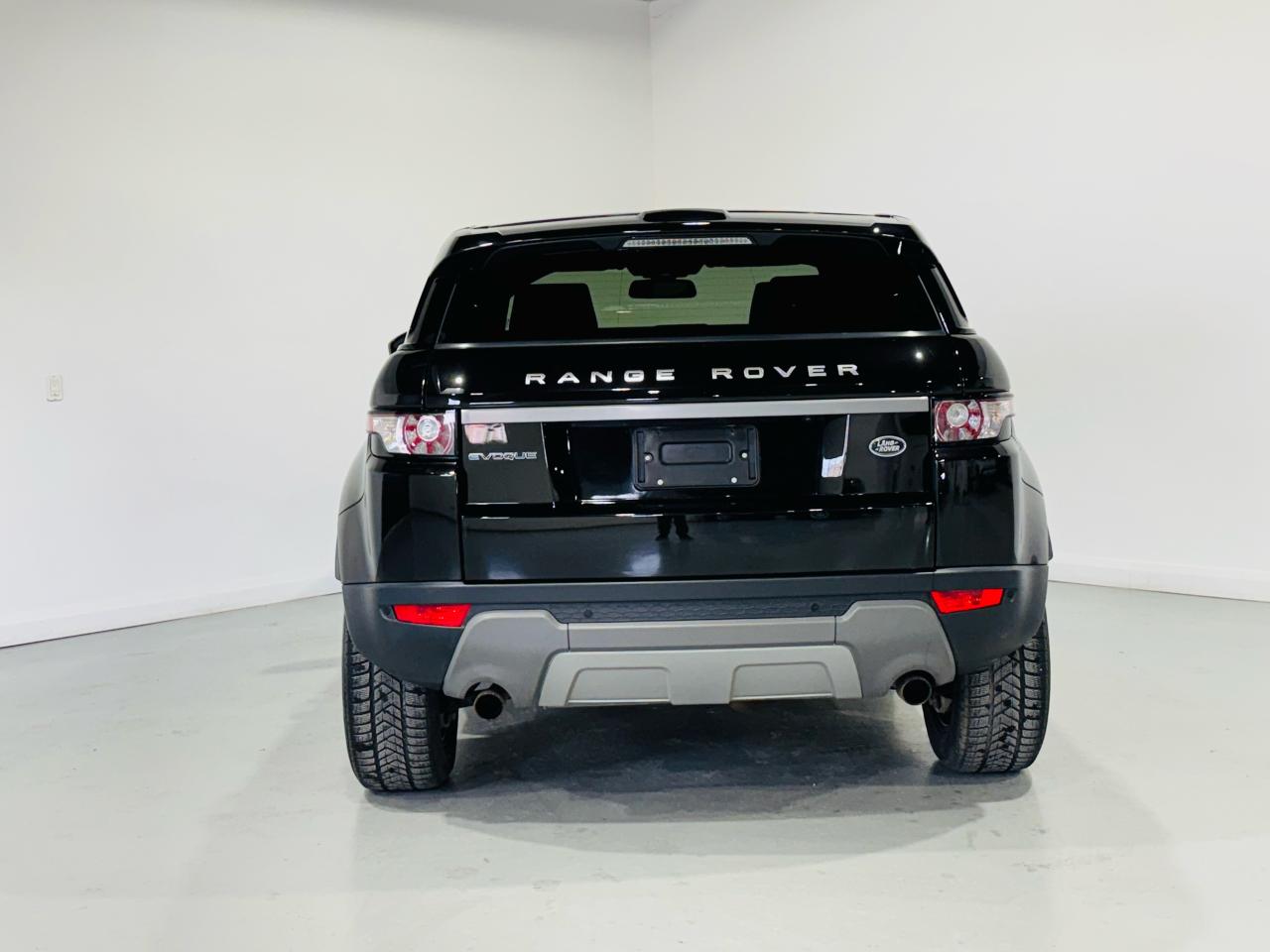 2015 Land Rover Range Rover Evoque Pure Premium - Photo #6